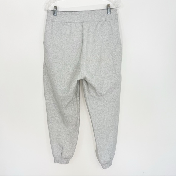 Lululemon Scuba High Rise Relaxed Jogger Heathered Core Ultra Light Grey - Picture 9 of 11